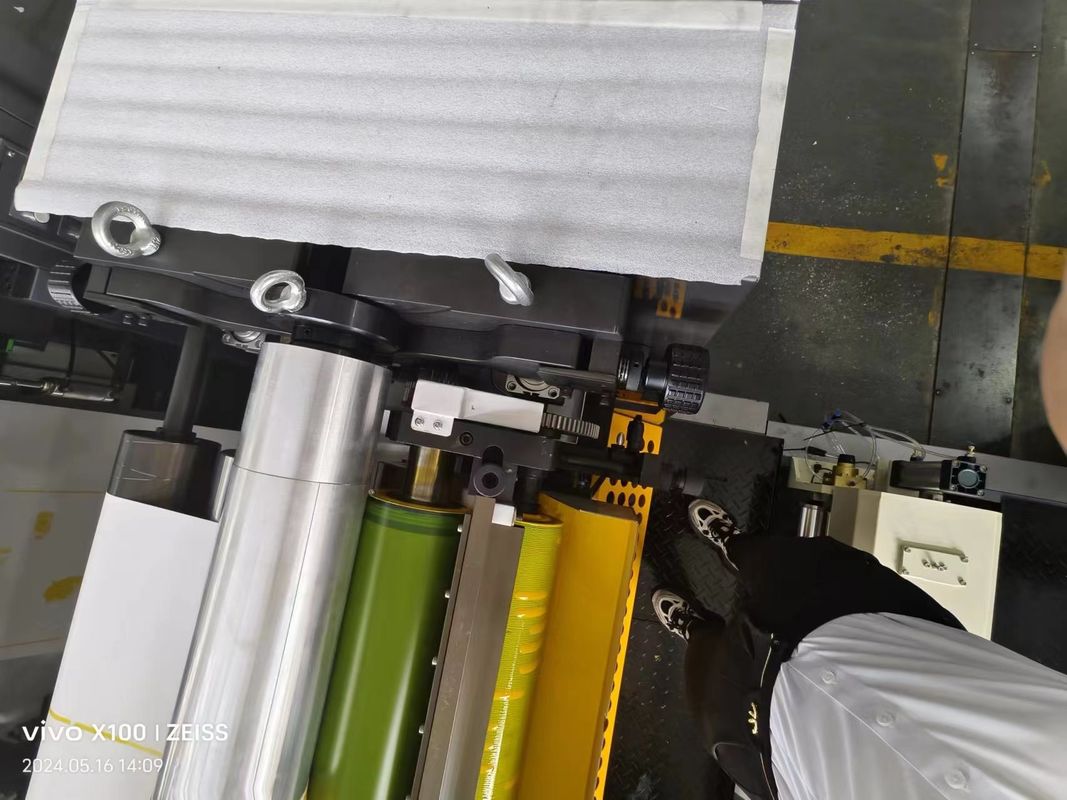 Máy in Flexo tốc độ cao 4 màu Roll To Roll Flexographic Printing Machine Flexographic Printer