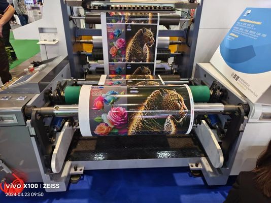 In nhãn dính cao cấp với máy in Flexo loại tay áo